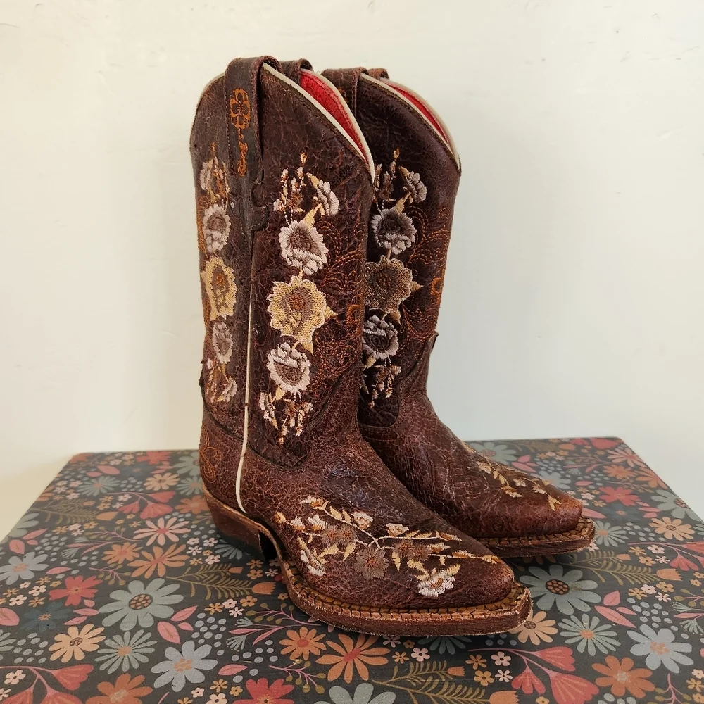 Macie Bean Kids Cowboy Boots